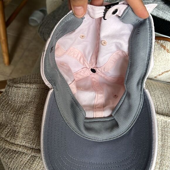 Adidas  Pink Cap - Picture 5 of 6
